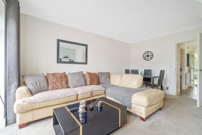 Thirty Five, Merritt Way, Waterlooville photo 4