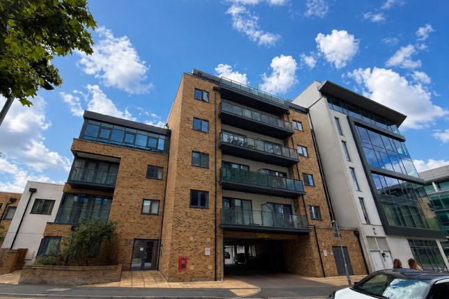 1 Bedroom Flat in WD17 2AQ