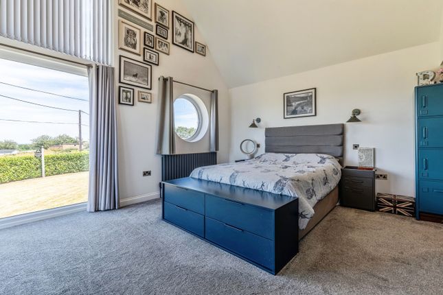 Meadow View, Bell Farm Lane, Minster-On-Sea, Sheerness photo 4