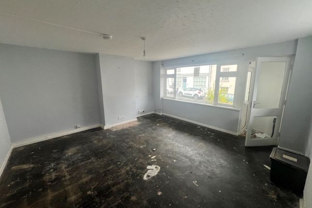 Flat 1 Madge Court, Tavistock photo 2