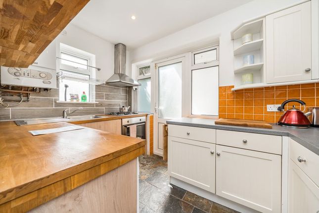 104, Chambers Lane, London photo 3