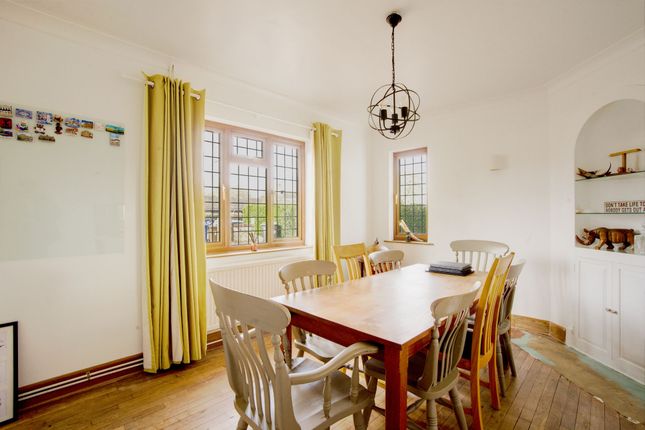 4 Hamilton Road, Newmarket photo 3