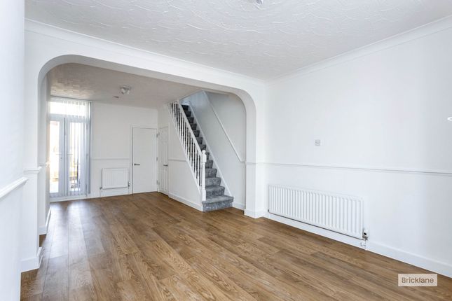 Terraced house to rent in Beaconsfield Road, Chatham