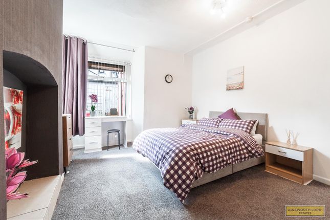 Room to rent in Bedsit To Rent, Sandringham Road, Darwen