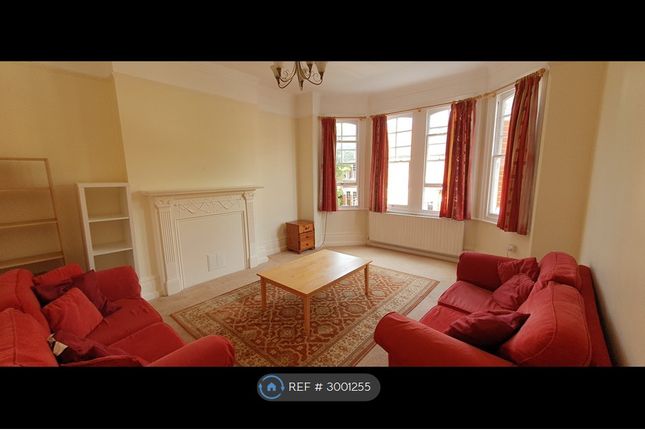 A Woodgrange Avenue, London photo 2