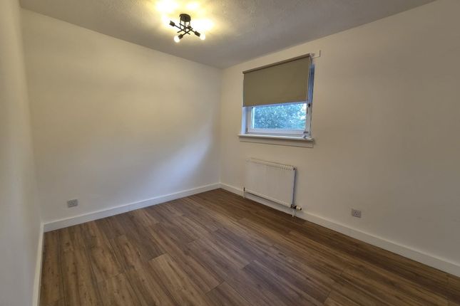 Lavender Drive, East Kilbride, South Lanarkshire, G75 9JH, South Lanarkshire photo 3