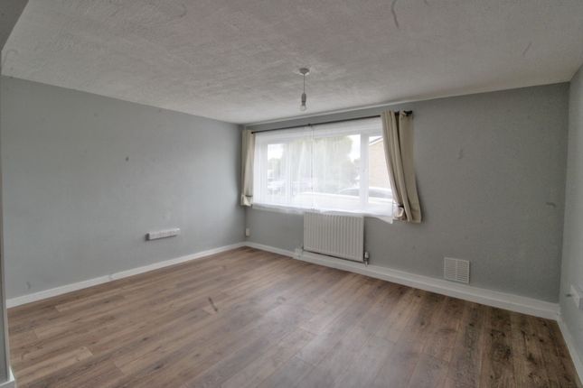 156 The Downs, Harlow photo 5