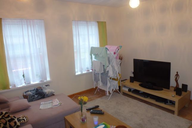 Thumbnail Flat to rent in Clifton Street, Adamsdown