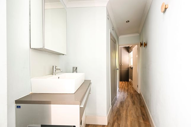 46, Causton Street, London photo 4