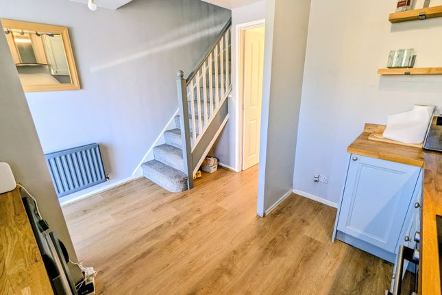 3, Plas Y Ddol, Carmarthen photo 4