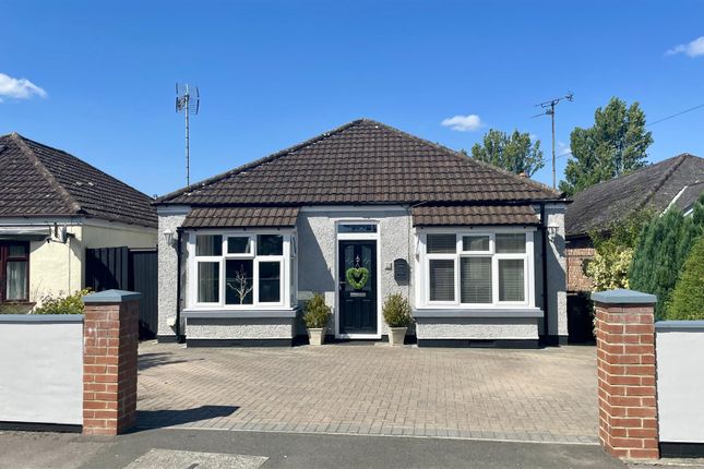 Thumbnail Detached bungalow for sale in Cheney Manor Road, Swindon