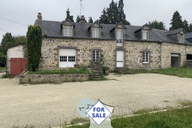 Thumbnail Long&egrave;re for sale in Champeon, Pays-De-La-Loire, 53640, France