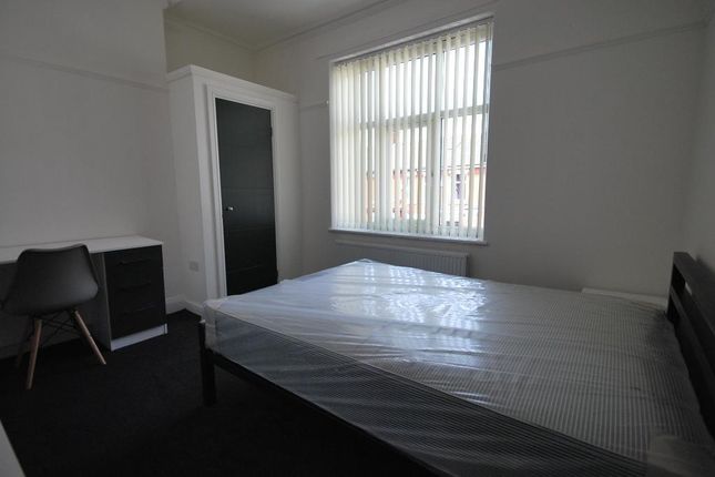 1, Mabfield Road, Manchester photo 4