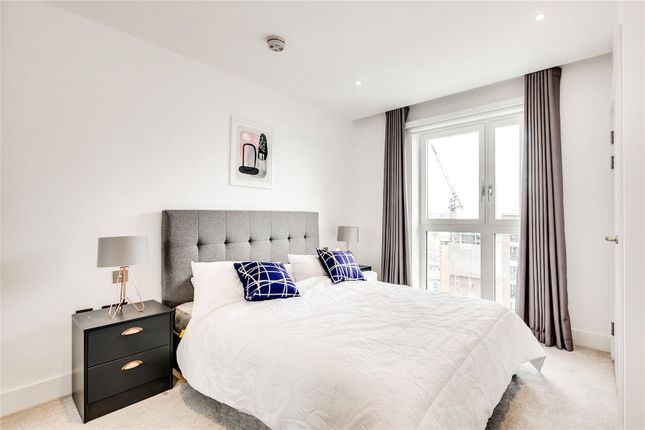 Apartment 1807, Wiverton Tower, 4, New Drum Street, London photo 2