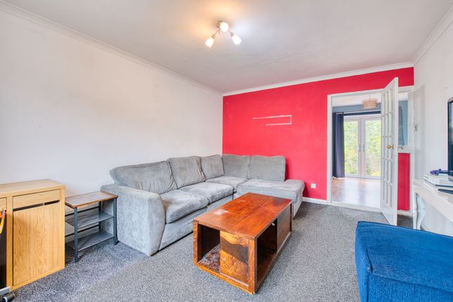 2 Priory Place, Linlithgow photo 4