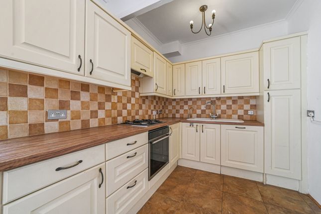 20, Mount Avenue, Chingford photo 4