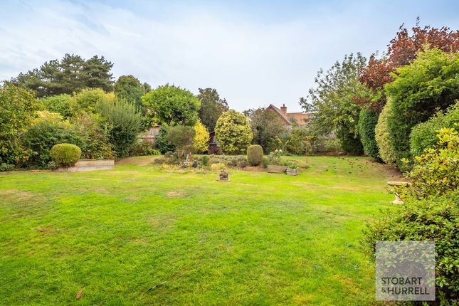 Sunnyfields, Meadow Drive, Norwich photo 4