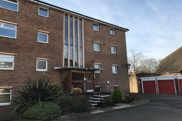 Thumbnail Flat to rent in Lordswood Road, Birmingham