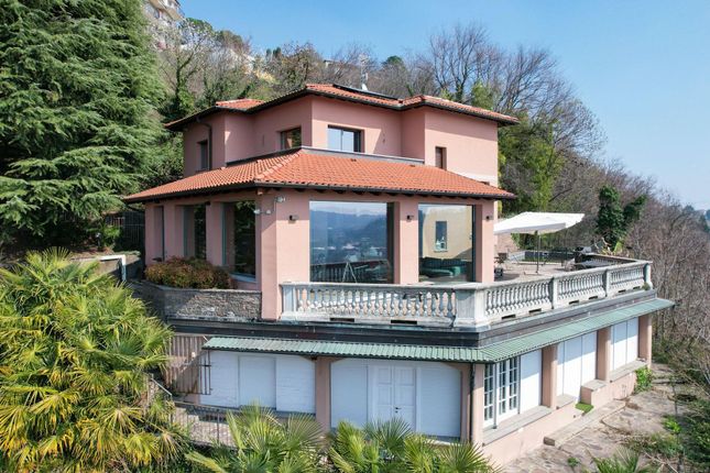 Thumbnail Terraced house for sale in Tavernerio, Como, Lombardy, Italy