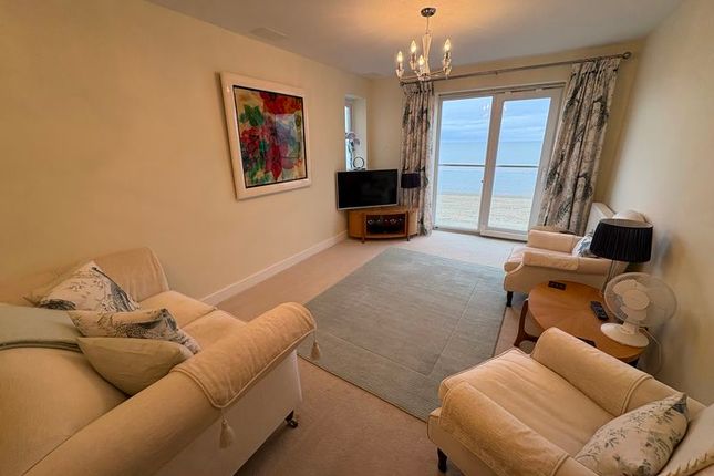 10 Balmoral Apts, West Promenade, Rhos on Sea photo 3