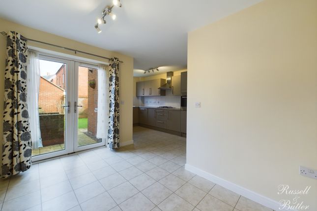 4, Honeycomb Way, Buckingham photo 4