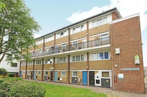 Thumbnail Duplex to rent in Rowcross Street, Bermondsey