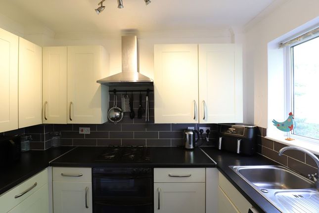 19, Plassey Close, Exeter photo 4