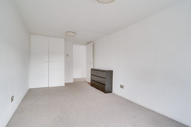 Flat for sale in Spectra House, Queens Road, Royston