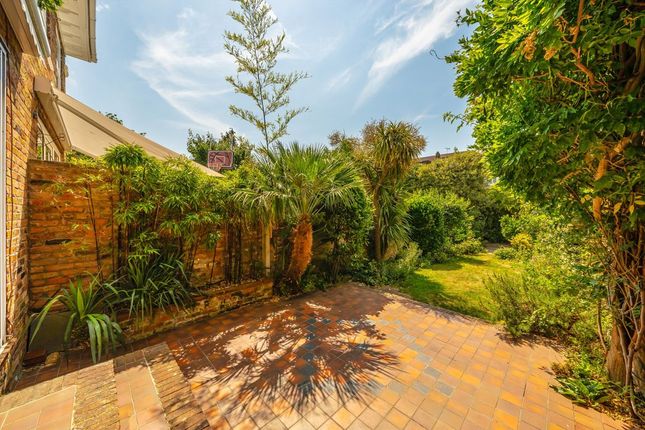 11A, Manor Road, Teddington photo 4