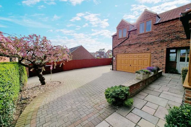 Detached house for sale in West View, Ancaster, Grantham