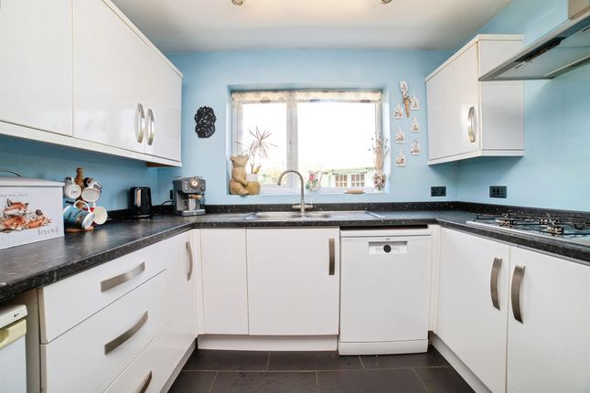 99, Main Road, Alfreton photo 4