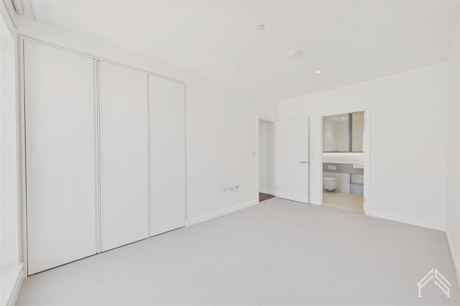 41231243, Delamarre House, London photo 4