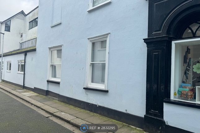 Flat, Foss St, Dartmouth photo 2