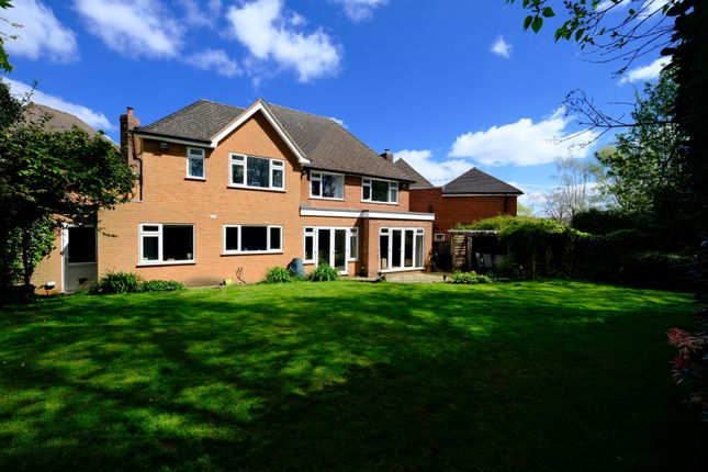 Thumbnail Detached house for sale in Ryefield Close, Solihull