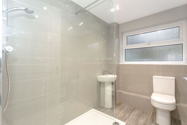 22 Kent Road North, Harrogate photo 4