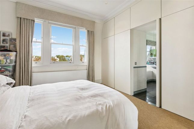 Flat 12, Carlton Mansions, London photo 4