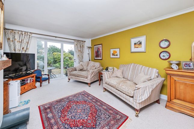 9, Wappenham Road, Brackley photo 2