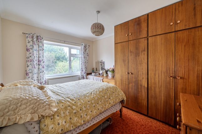 3, Unwin Close, Gloucestershire photo 4