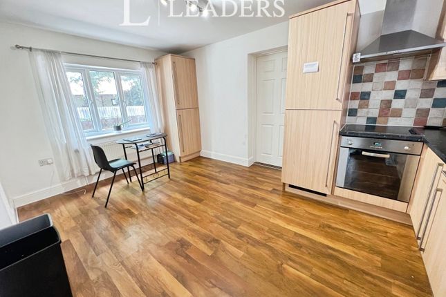 Flat 1, 42, Bury Road, Stowmarket photo 5