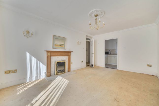 Flat 29, Lions Hall St. Swithun Street, Winchester photo 4