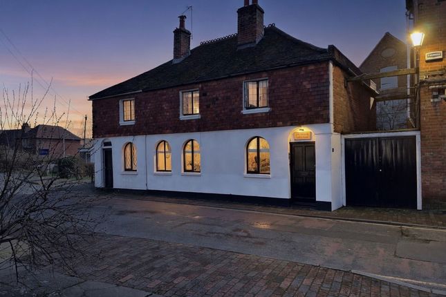 3-bed house on 6, Church Street, Edenbridge, £390,000