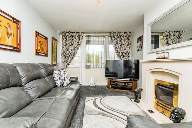 Flat for sale in Sicey Avenue, Sheffield, South Yorkshire