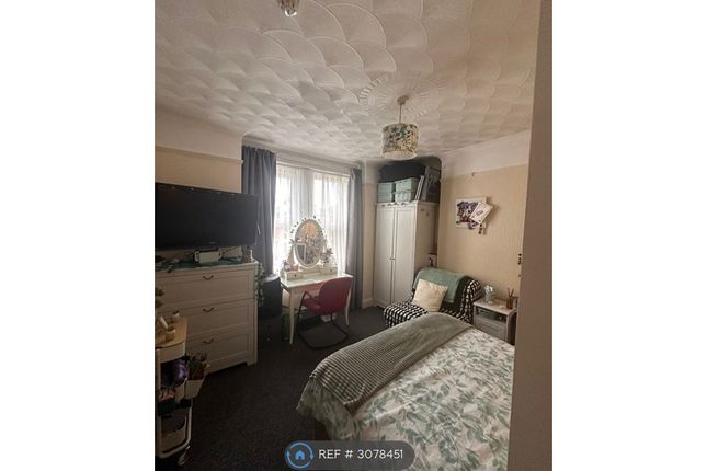 Alma Road  Winton, Bournemouth photo 2
