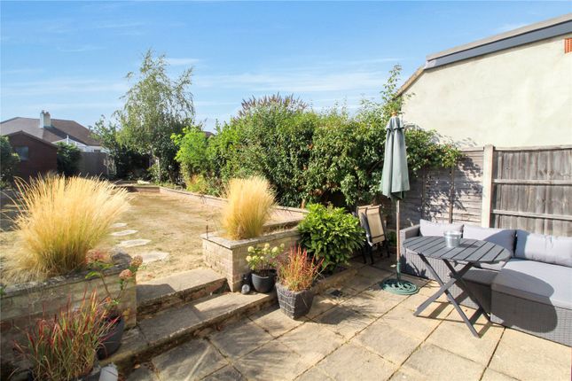 17, Danesleigh Gardens, Essex photo 4