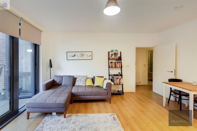 217 Stewarts Road, London photo 3