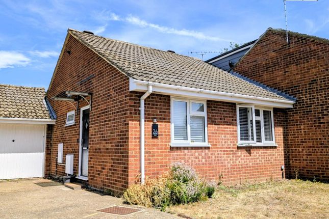 3-bed semi-detached on 26, Jacaranda Road, Bordon, £340,000