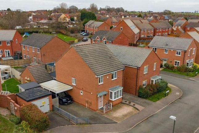 4-bed house on 31, Grindley Way, Swadlincote, £200,000