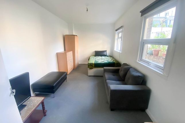 34a, Munro Mews, London photo 4