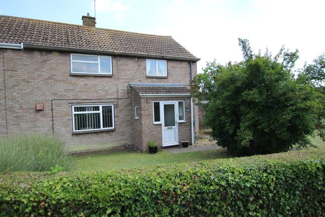 Thumbnail Terraced house to rent in The Crescent, Easton On The Hill, Lincolnshire