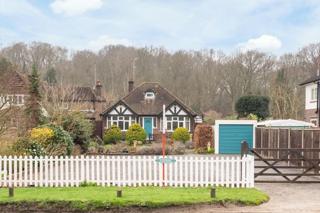 2-bed house on Blundel Lane, Cobham, £800,000